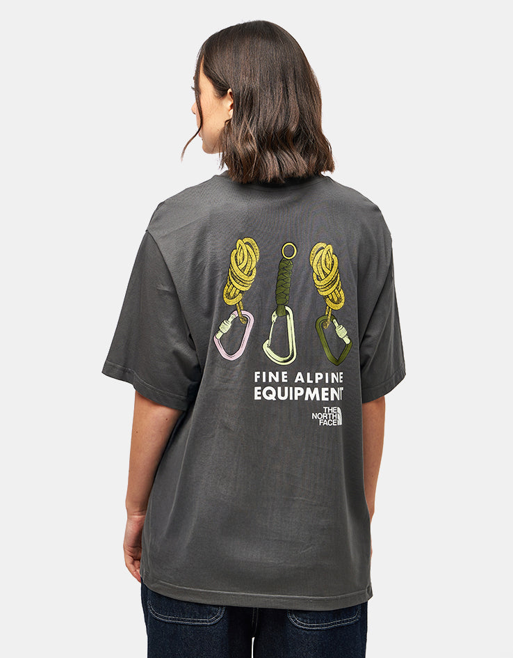 The North Face Explore Gear Relaxed T-Shirt - Anthracite Grey