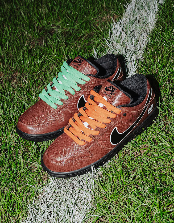 Nike SB 'Limosine' Dunk Low Pro QS Skate Shoes - Dark Pony/Black