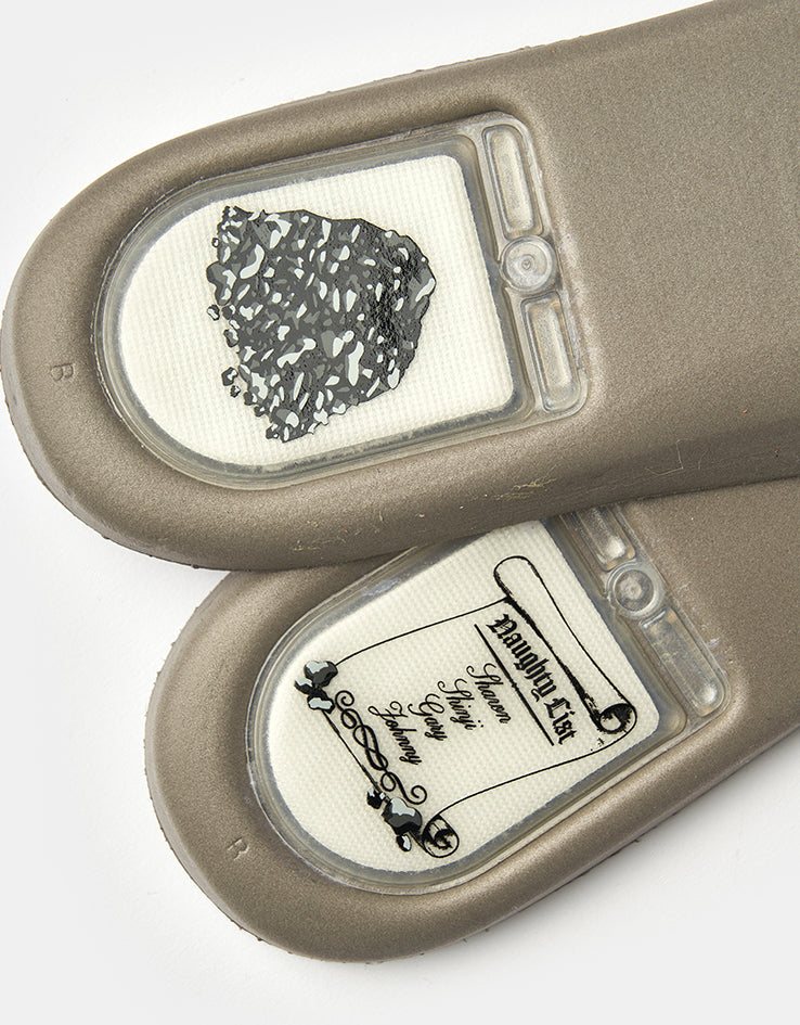 Nike SB 'Krampus' Dunk Low Pro Premium Skate Shoes - Dk Smoke Grey/Campfire Orange-Black