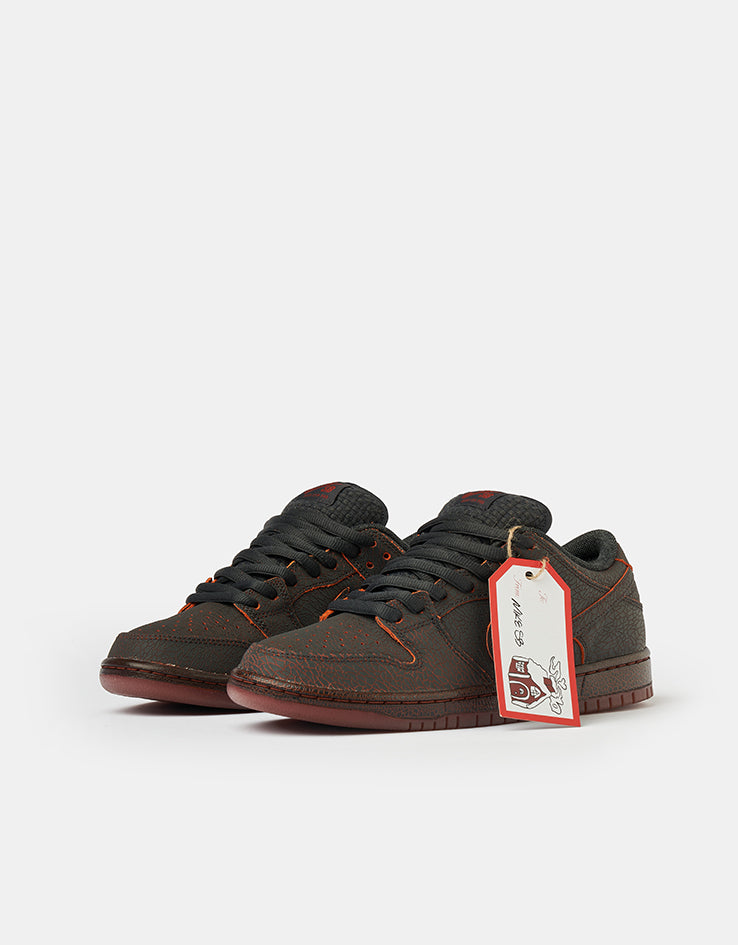 Nike SB 'Krampus' Dunk Low Pro Premium Skate Shoes - Dk Smoke Grey/Campfire Orange-Black