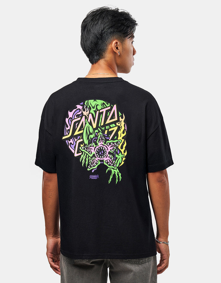 Santa Cruz x Stranger Things Demogorgon Dot T-Shirt - Black