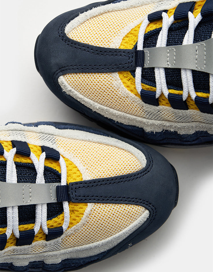 Nike SB x Eric Koston Air Max 95 Skate Shoes - Obsidian/Speed