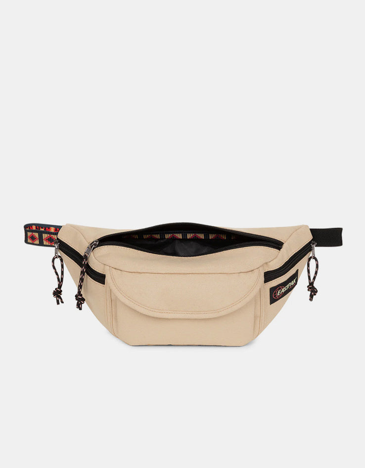 Eastpak Way Hot Waist Pak'R Cross Body Bag - Vintage Beige