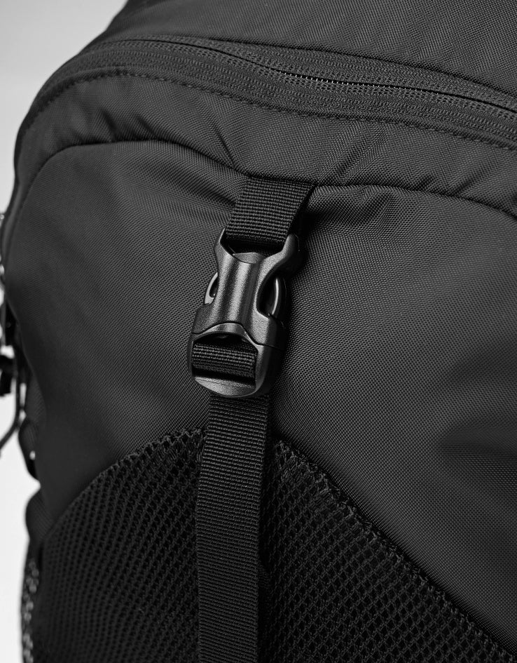 Patagonia Refugio Day Pack 30L - Black – Route One