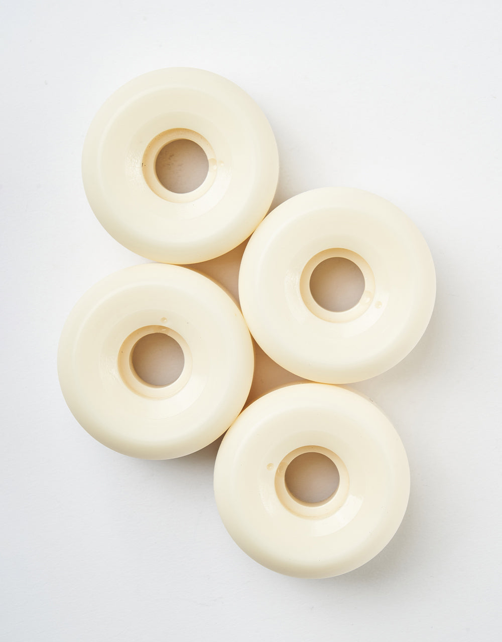 Bones Armanto Alma Mutter X-Formula V5 Sidecut 99a Skateboard Wheels