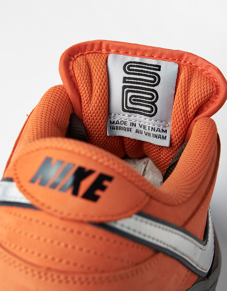 Nike SB 'Muni Pass' Dunk Low Pro Skate Shoes - Safety Orange/Wolf Grey-Baroque Brown