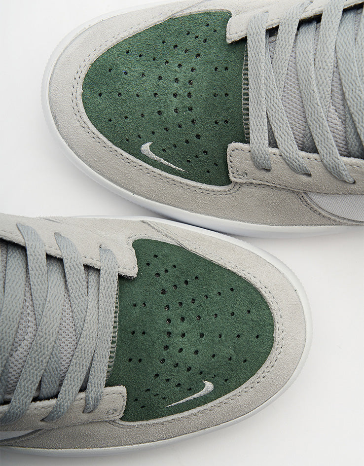 Nike SB Force 58 Skate Shoes - White/Flt Silver-Fir-White