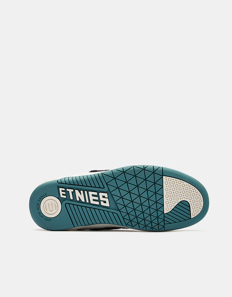 etnies Locut Skate Shoes - White/Black/Green