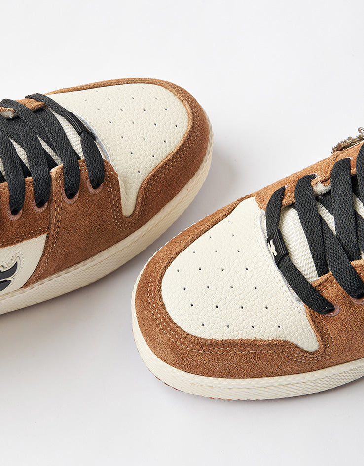 IPATH Grasshopper Skate Shoes - Brown Suede & Cream