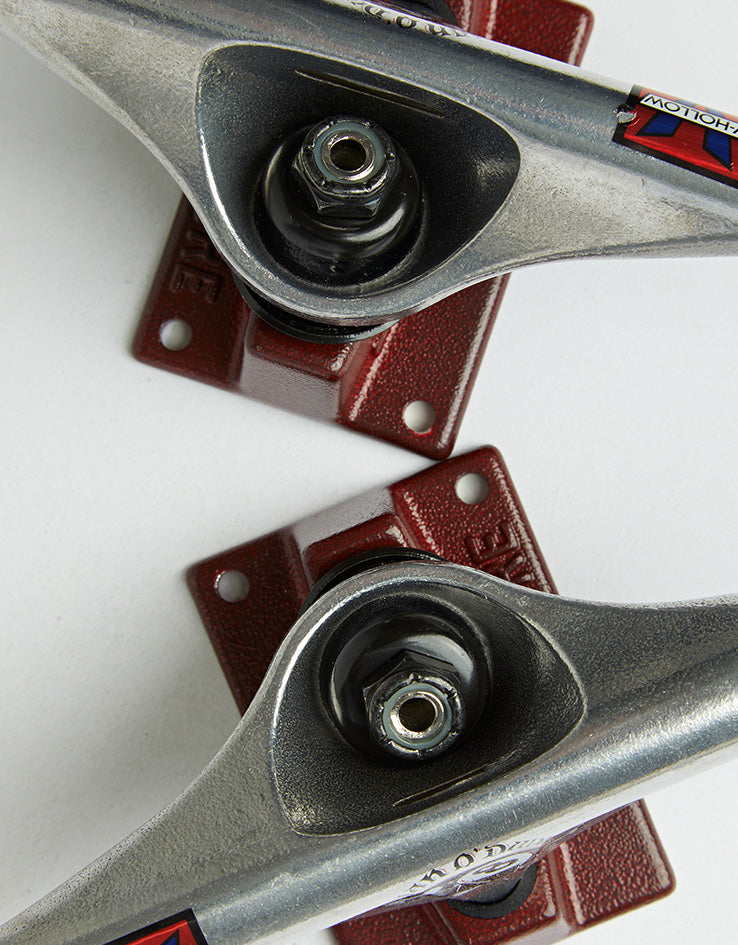 Venture O'Dwyer Pro V-Hollow Skateboard Trucks - Polished/Red (Pair)