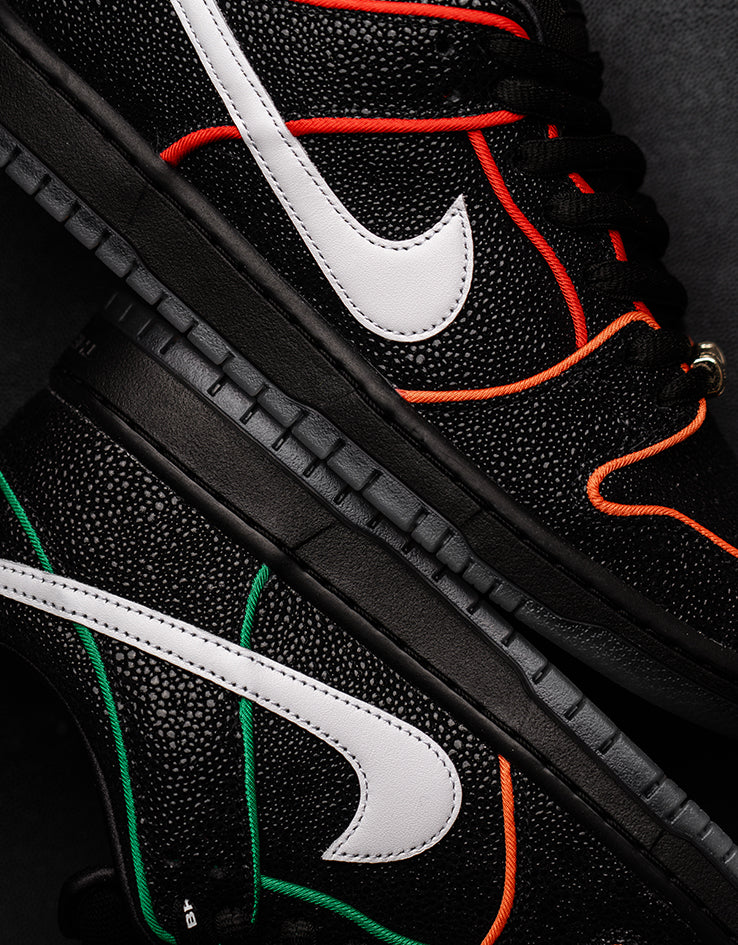 Nike SB 'Bronx Girls' Dunk Low Pro QS Skate Shoes - Black/White-Challenge Red-Total Orange