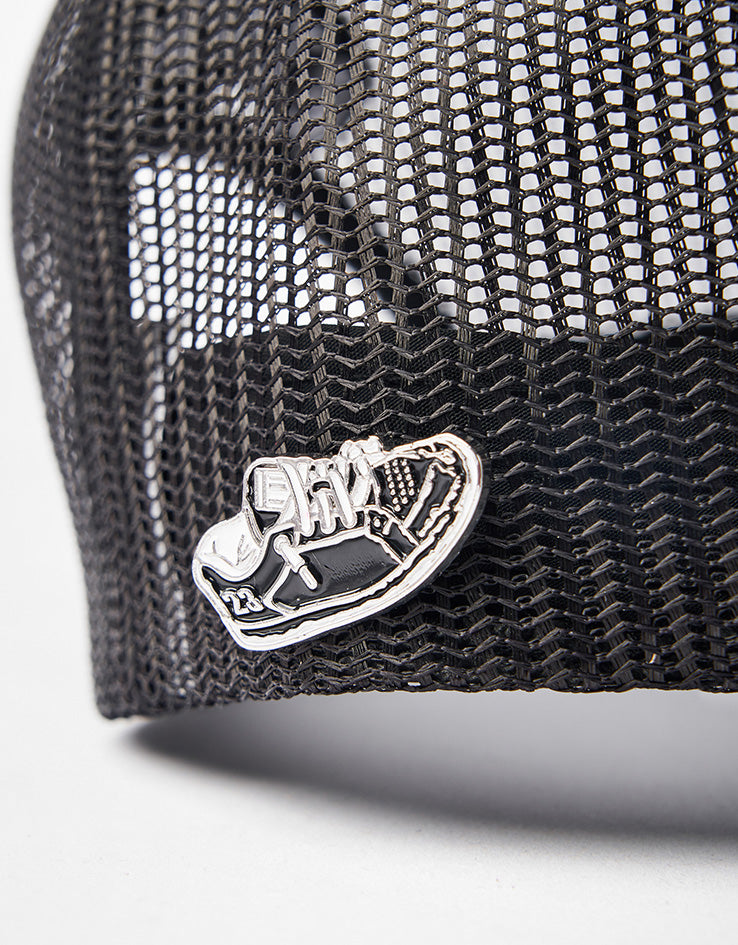 Etnies x Slb Trucker Cap - Black
