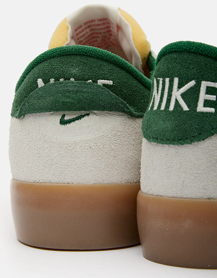 Nike SB Heritage Vulc Skate Shoes - Sail/Gorge Green-Sail-Safety Orange