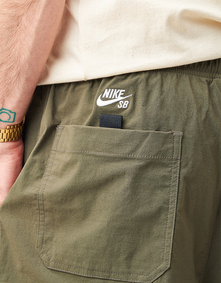 Nike SB 9er Shorts - Cargo Khaki/White