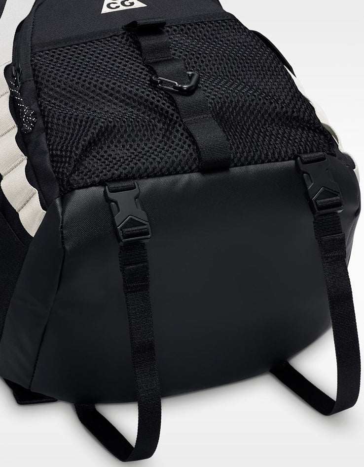 Nike ACG Daymax Backpack - Black/College Grey/College Grey