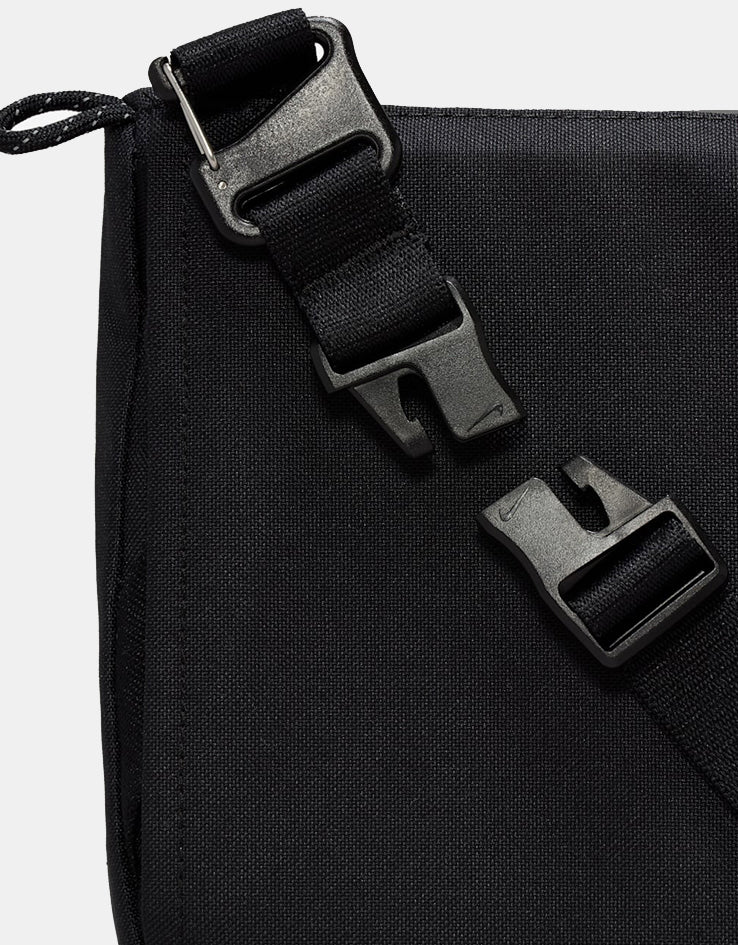 Nike ACG Daymax Cross Body Bag - Black/College Grey/College Grey