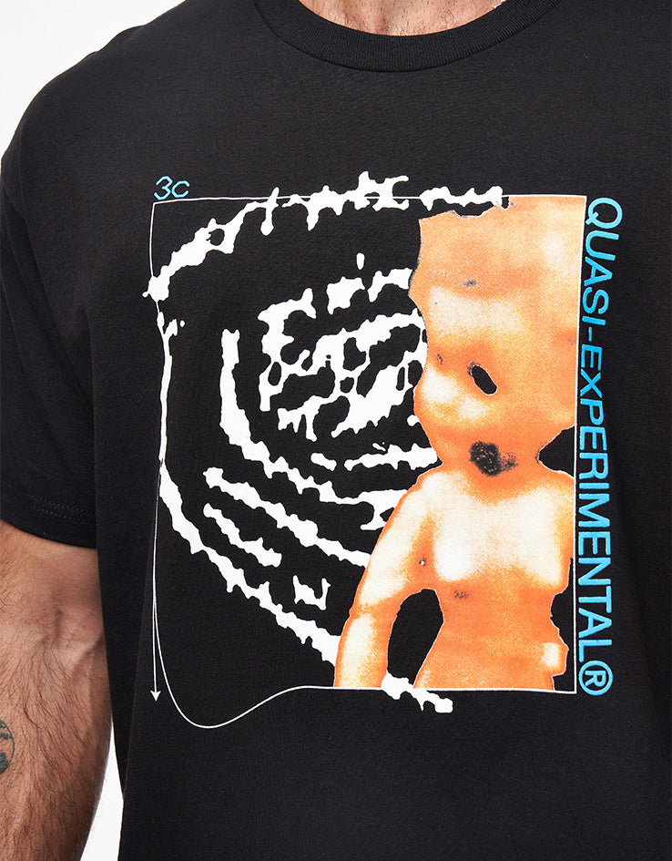 Quasi Doll Face T-Shirt - Black