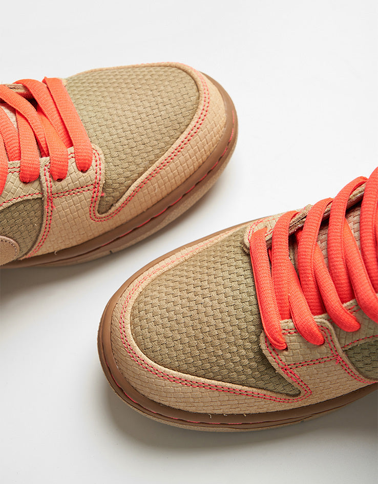 Nike SB 'Som Tum' Dunk Low Pro Skate Shoes - Canvas/Vachetta Tan-Parachute Beige