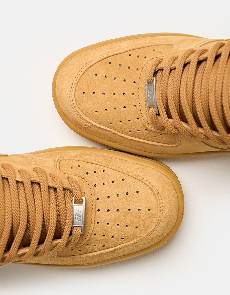 Nike SB Air Force 1 Skate Shoes - Flax/Flax-Black-Gum Light Brown