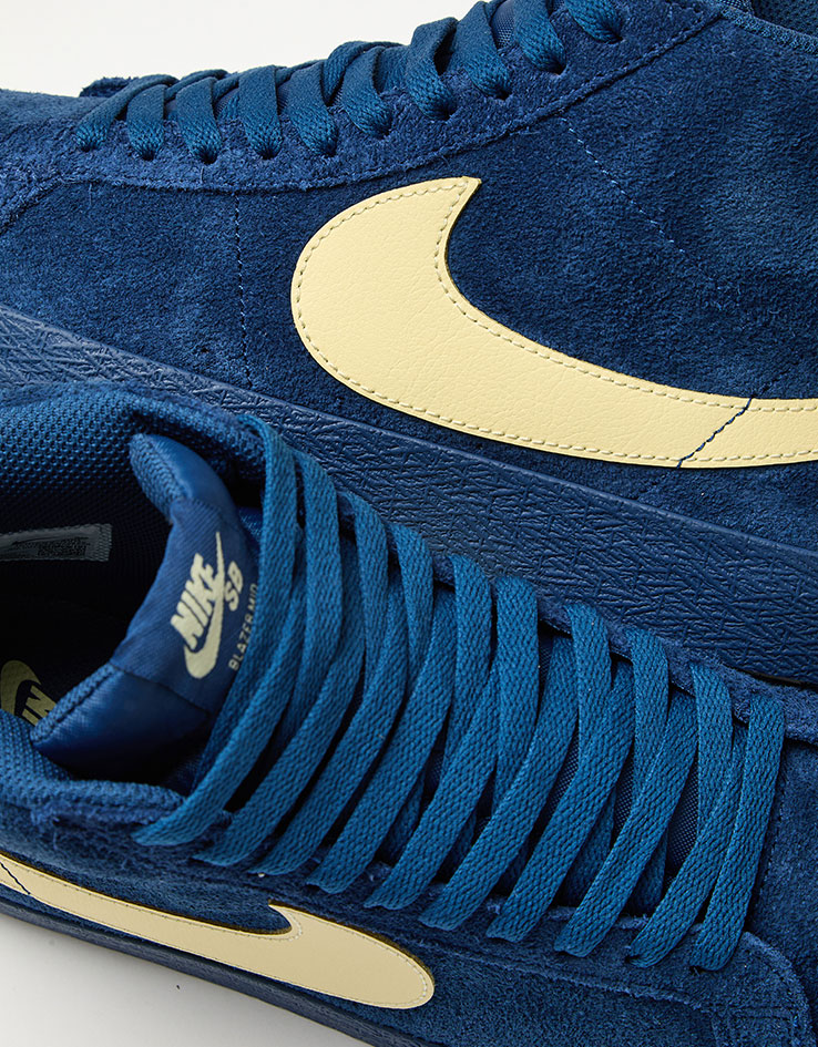 Nike SB Zoom Blazer Mid Skate Shoes - Coastal Blue/Pale Yellow-Coastal Blue