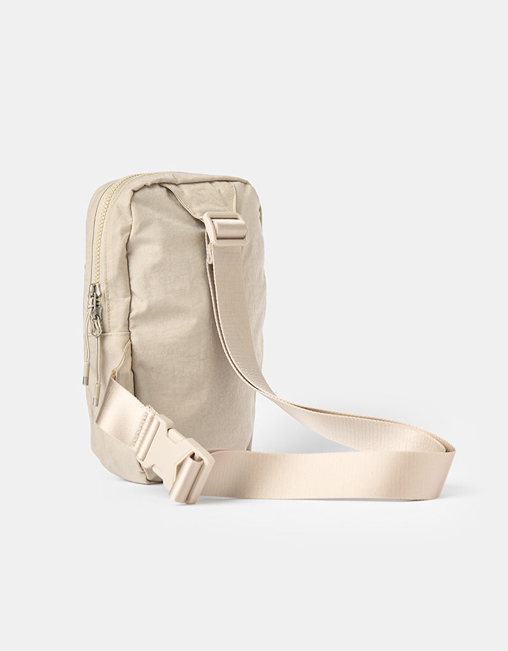 Nike Aura Cross Body Bag - Cream II/Cream II/Silver