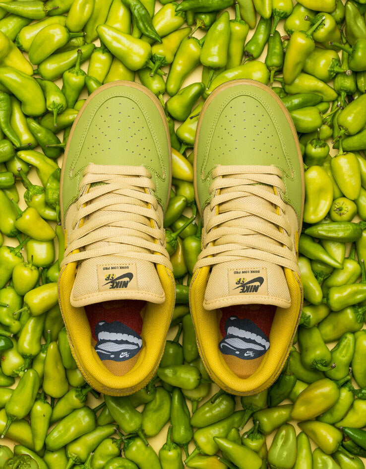 Nike SB Dunk Low Pro Skate Shoes - Saffron Quartz/Saffron Quartz-Pear