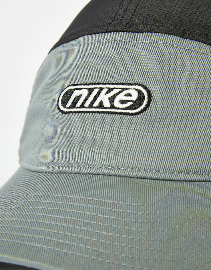 Nike Fly Unstructured Cap - Smoke Grey/Black