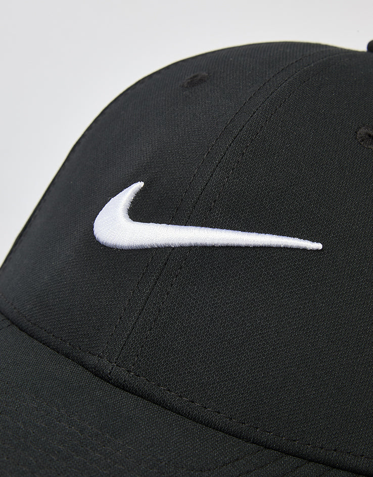 Nike Dri-Fit Club Structured Swoosh Cap - Black/White