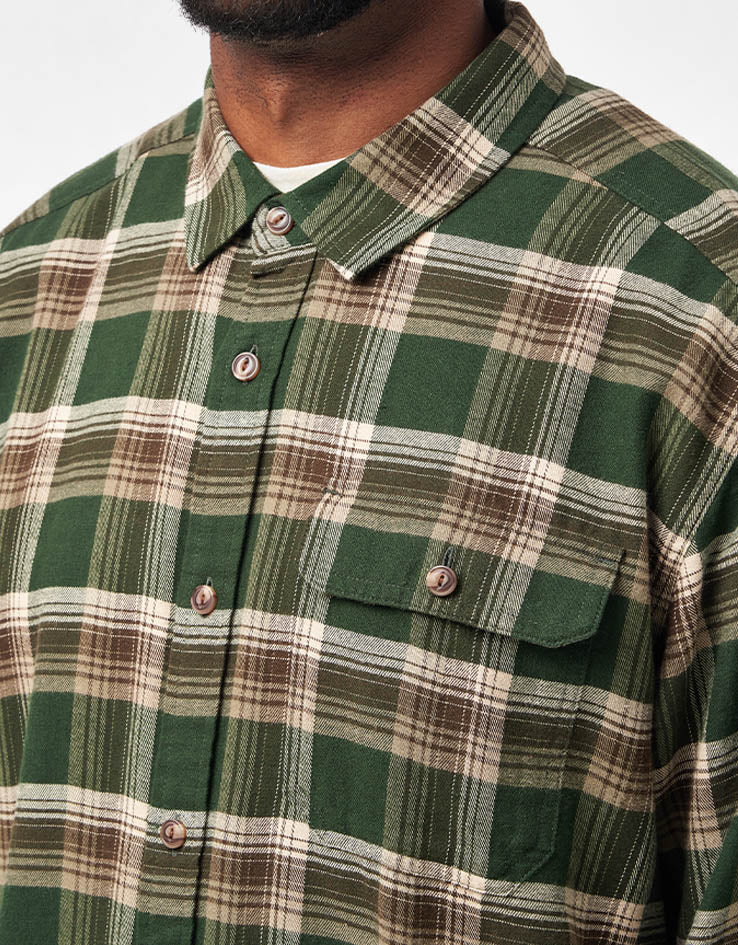 Patagonia Lightweight Fjord L/S Flannel Shirt - Cozy Cabin: Treeline Green