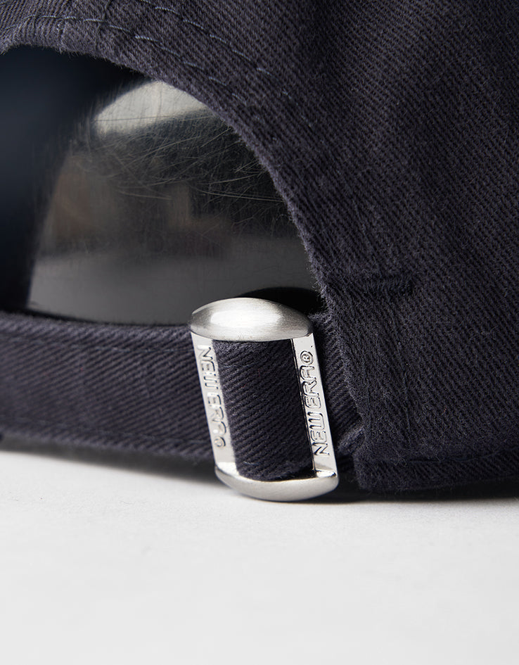 New Era New York Mets Mini Logo 9TWENTY® Strapback Cap - Navy