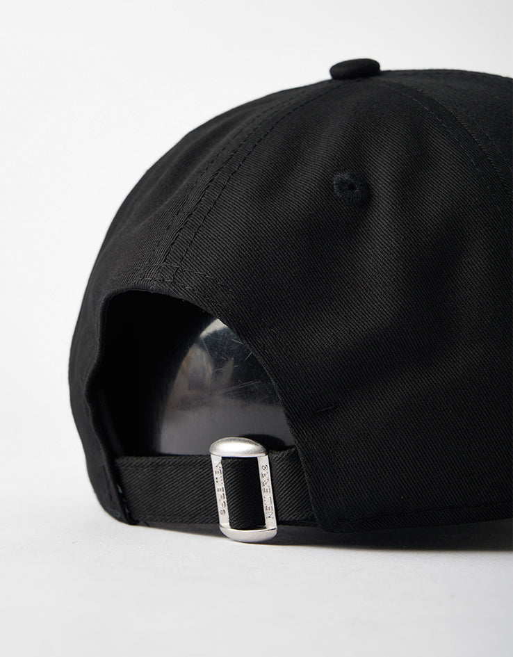 New Era New York Yankees League Essential 9TWENTY® Strapback Cap - Black/White