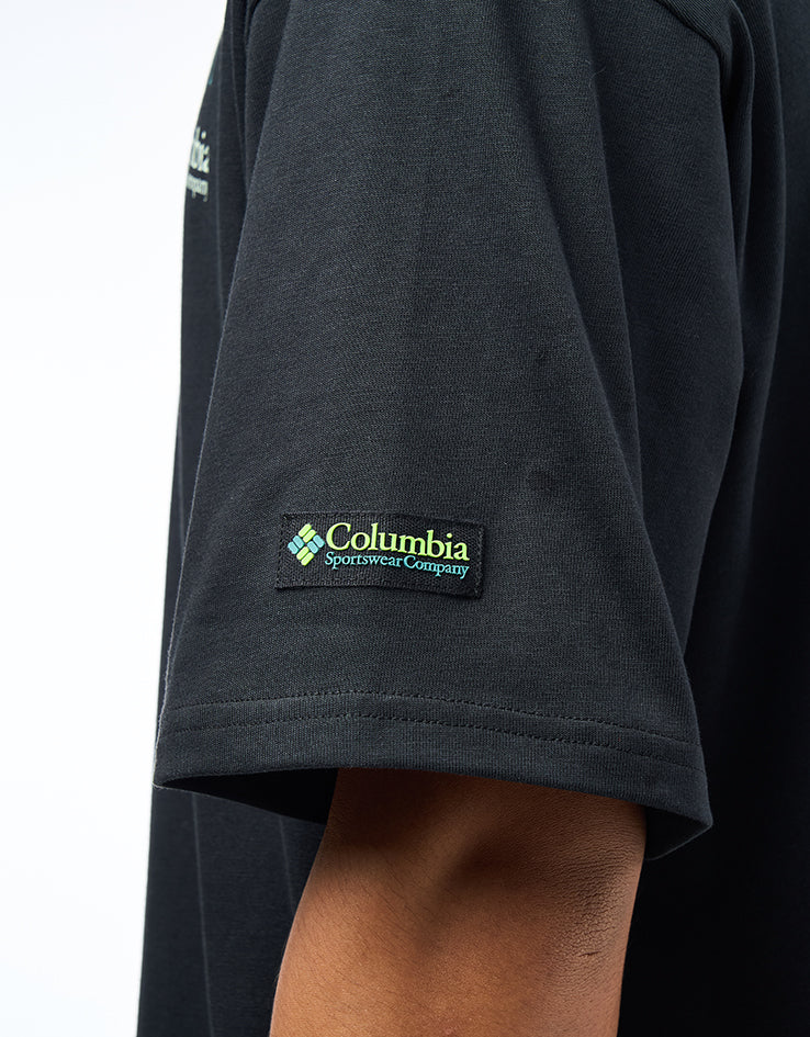 Columbia CSC™ Heavyweight Back Graphic T-Shirt - Black/Slick Slope Skier