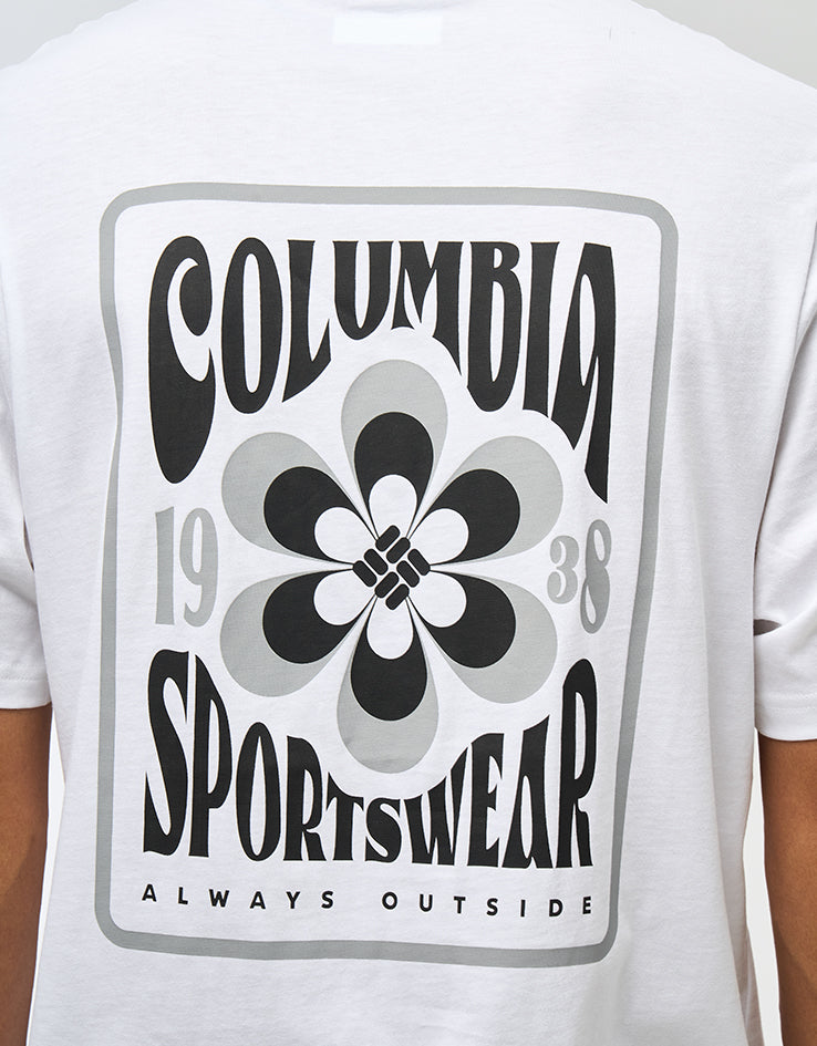 Columbia CSC™ Outdoor Back Graphic T-Shirt - White/Flower Power Badge
