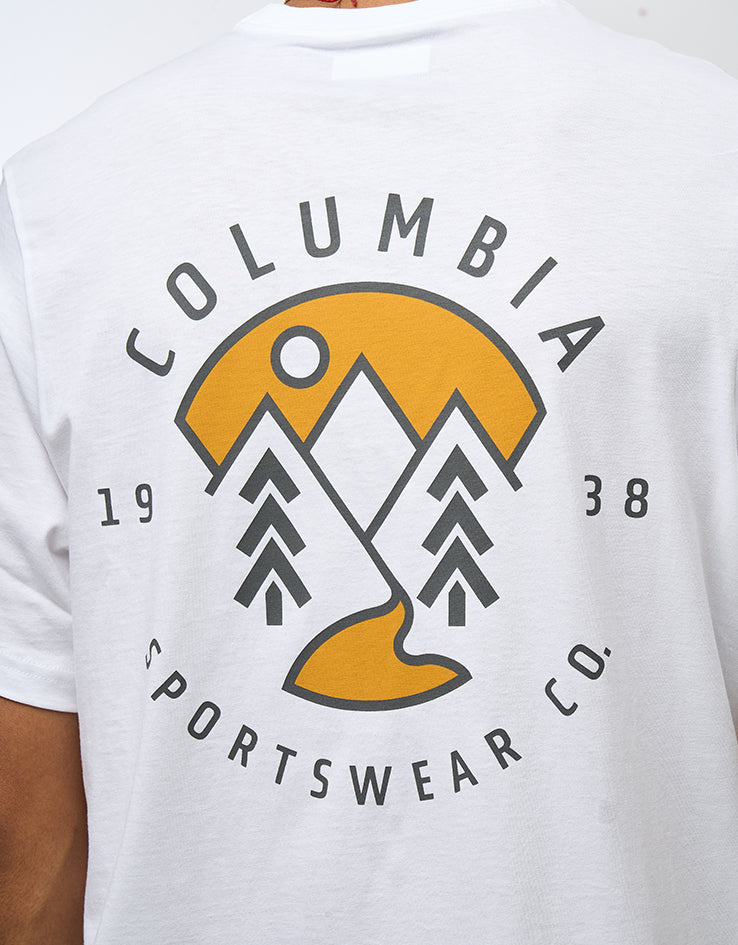 Columbia CSC™ Outdoor Back Graphic T-Shirt - White/Naturally Boundless