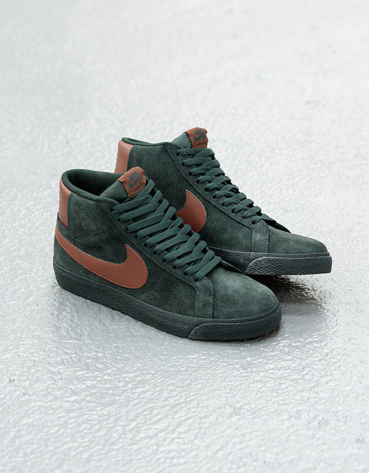 Nike SB Zoom Blazer Mid Skate Shoes - Black Spruce/Corduroy Brown-Black Spruce