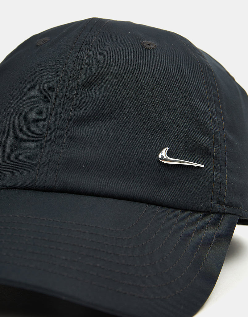Nike SB Dri-Fit Club Cap - Black/Metallic Silver