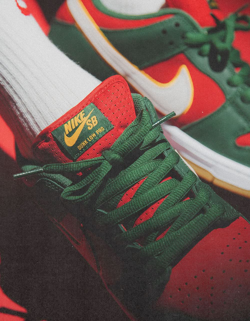 Nike SB 'Seattle SuperSonics' Dunk Low Pro Premium Skate Shoes