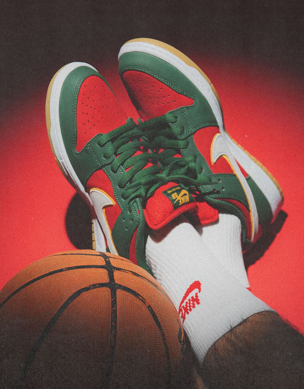 Nike SB 'Seattle SuperSonics' Dunk Low Pro Premium Skate Shoes