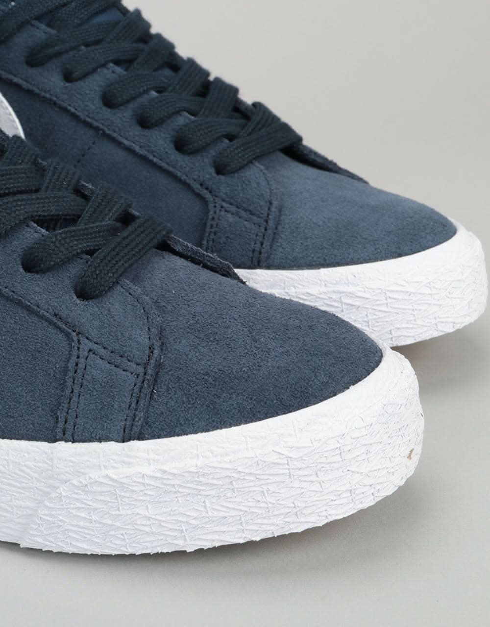 Nike SB Blazer Low Skate Shoes - Obsidian/White-Gum Light Brown-White