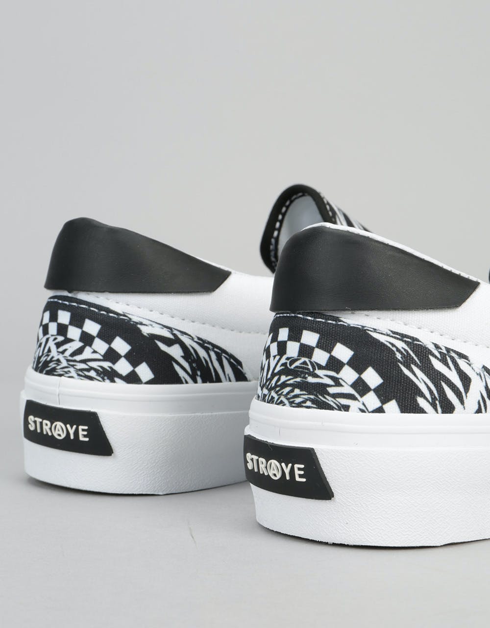 Straye Ventura Skate Shoes - BW Vortex