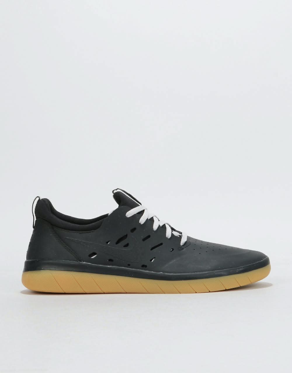 Nike sb nyjah free gum  and  dark brown skate shoes Clearance