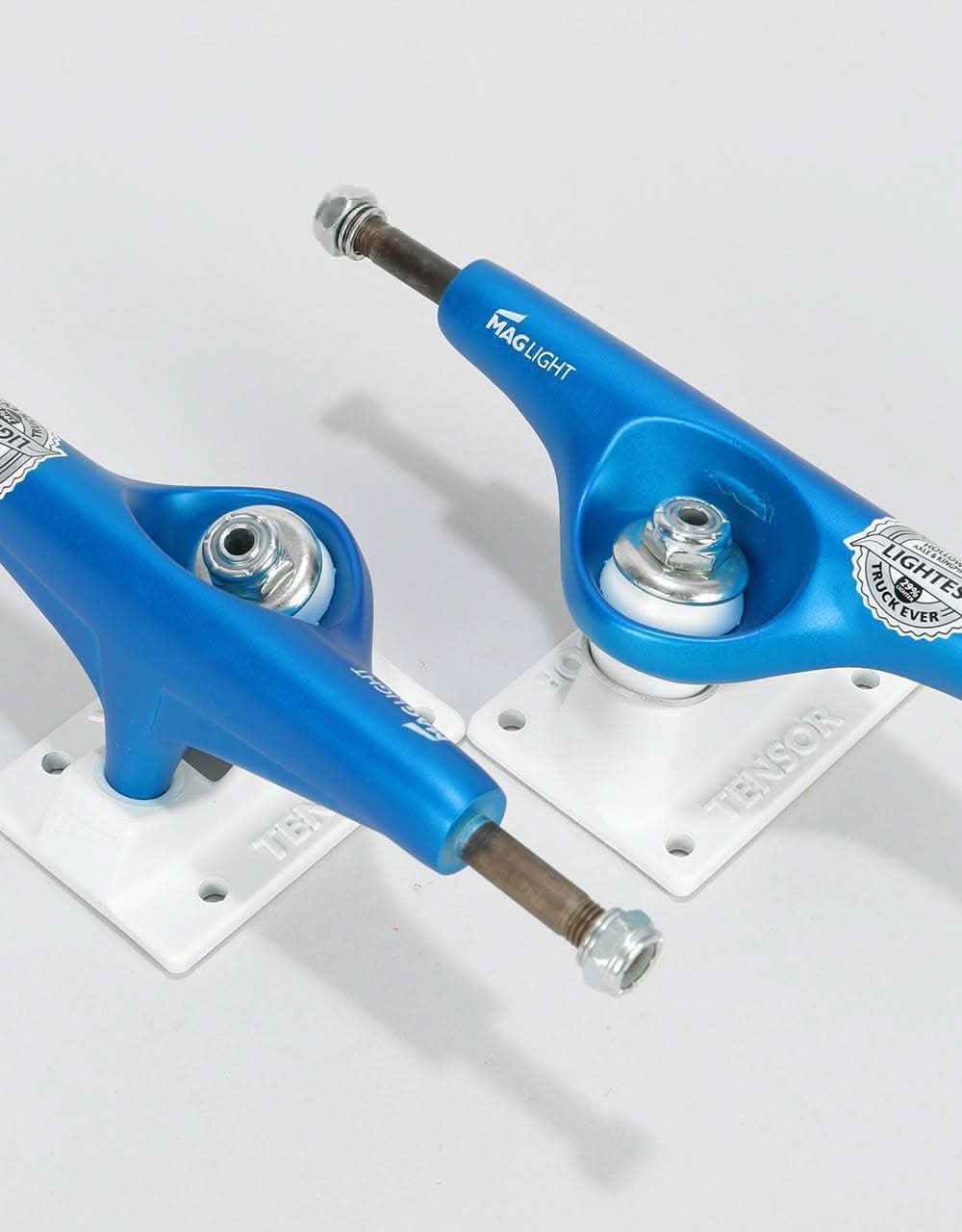 Tensor Mag Light 5.25 Regular Skateboard Trucks