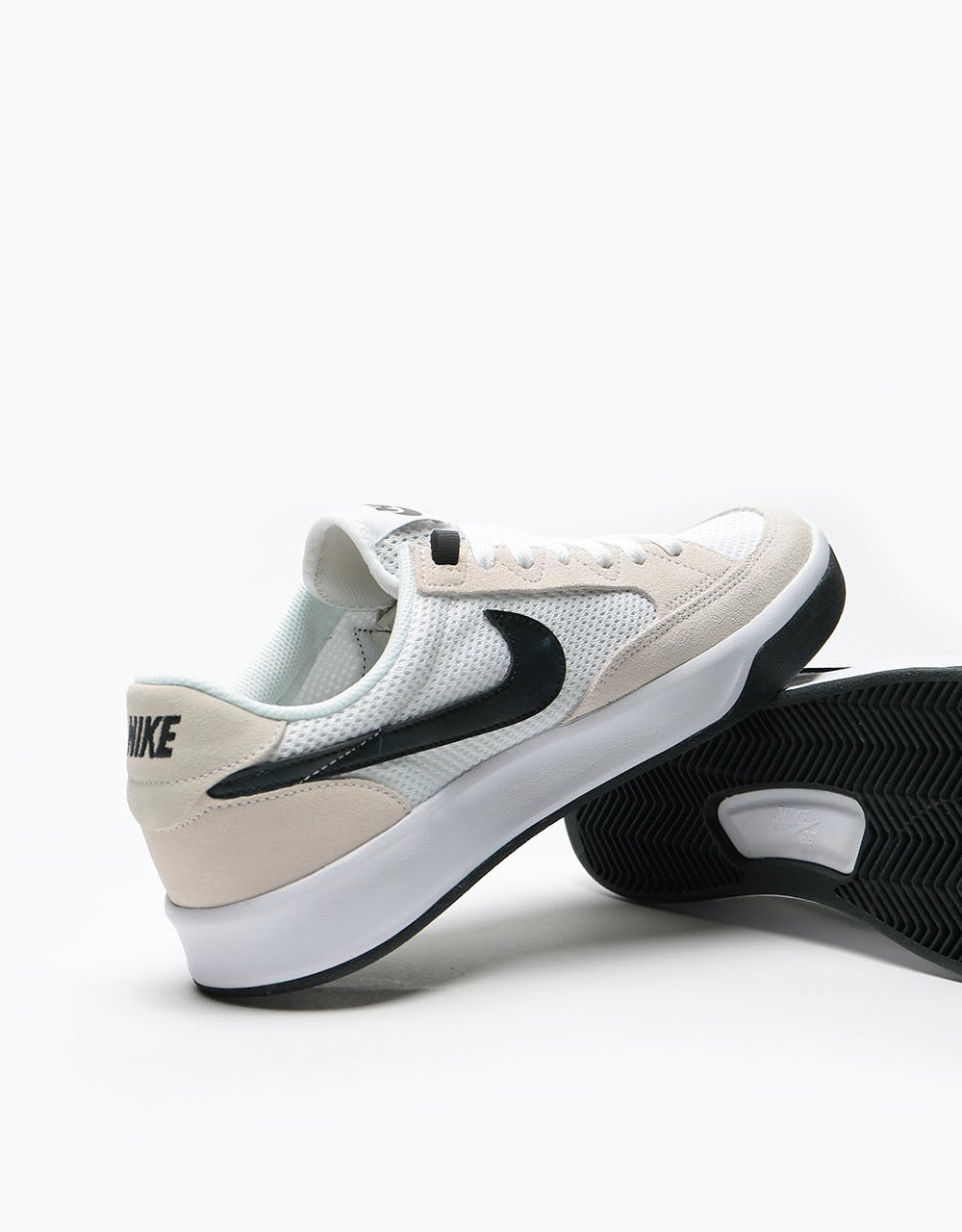 Nike SB Adversary Skate Shoes - White/Black