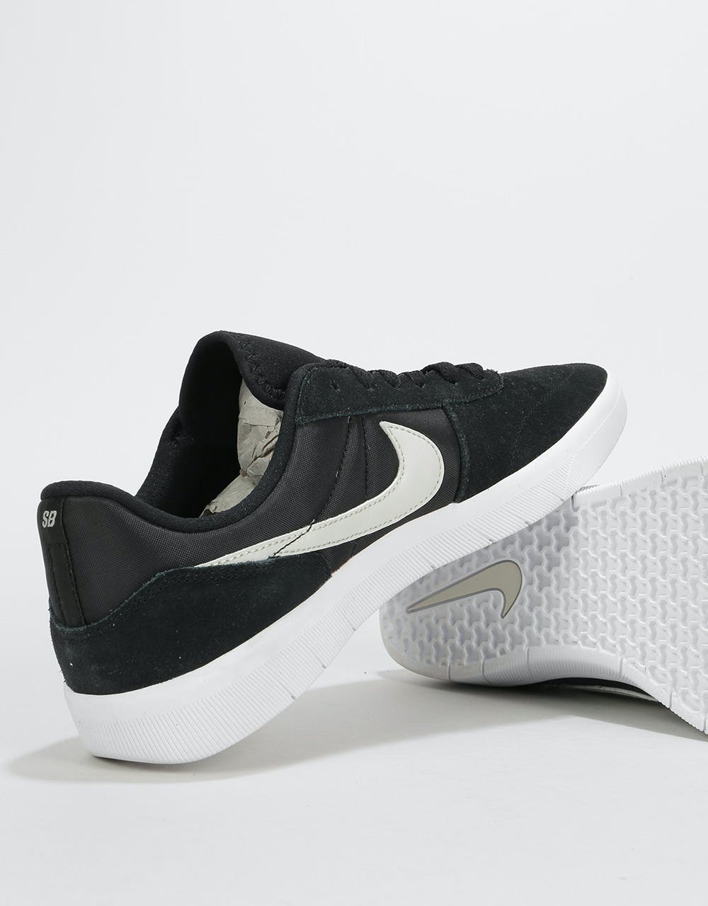 Nike SB Team Classic Skate Shoes - Black/Light Bone-White