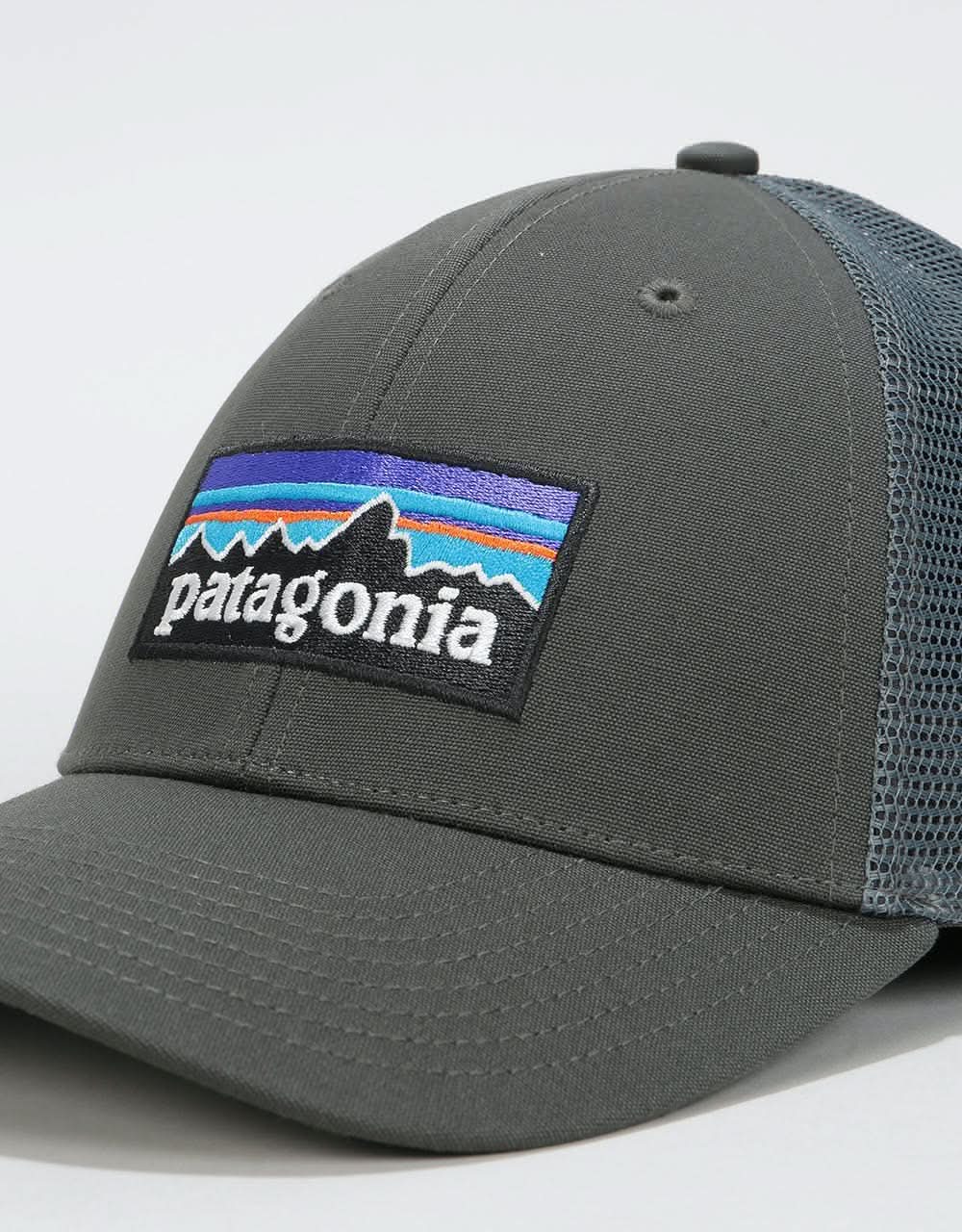 Patagonia P-6 Logo LoPro Trucker Cap - Forge Grey