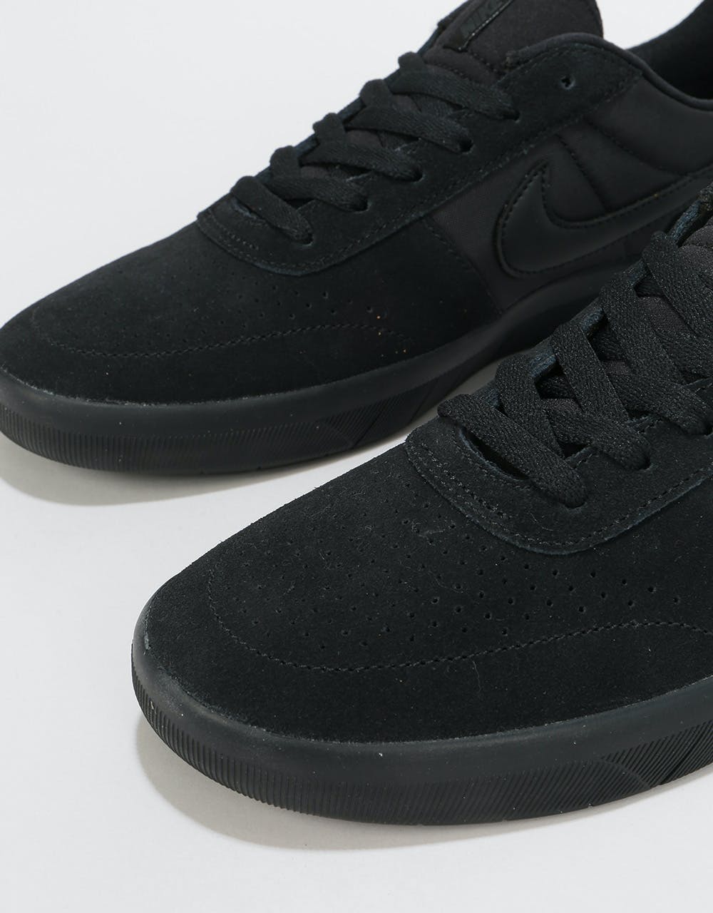 Nike SB Team Classic Skate Shoes - Black/Black-Anthracite