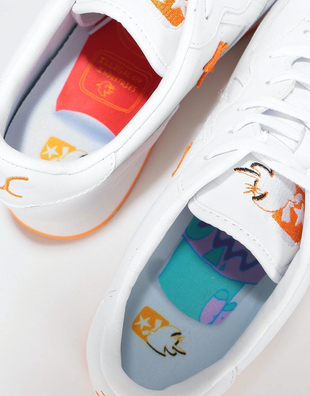Converse x Illegal Civ Thunderbolt Ox Shoes - White/Orange/White