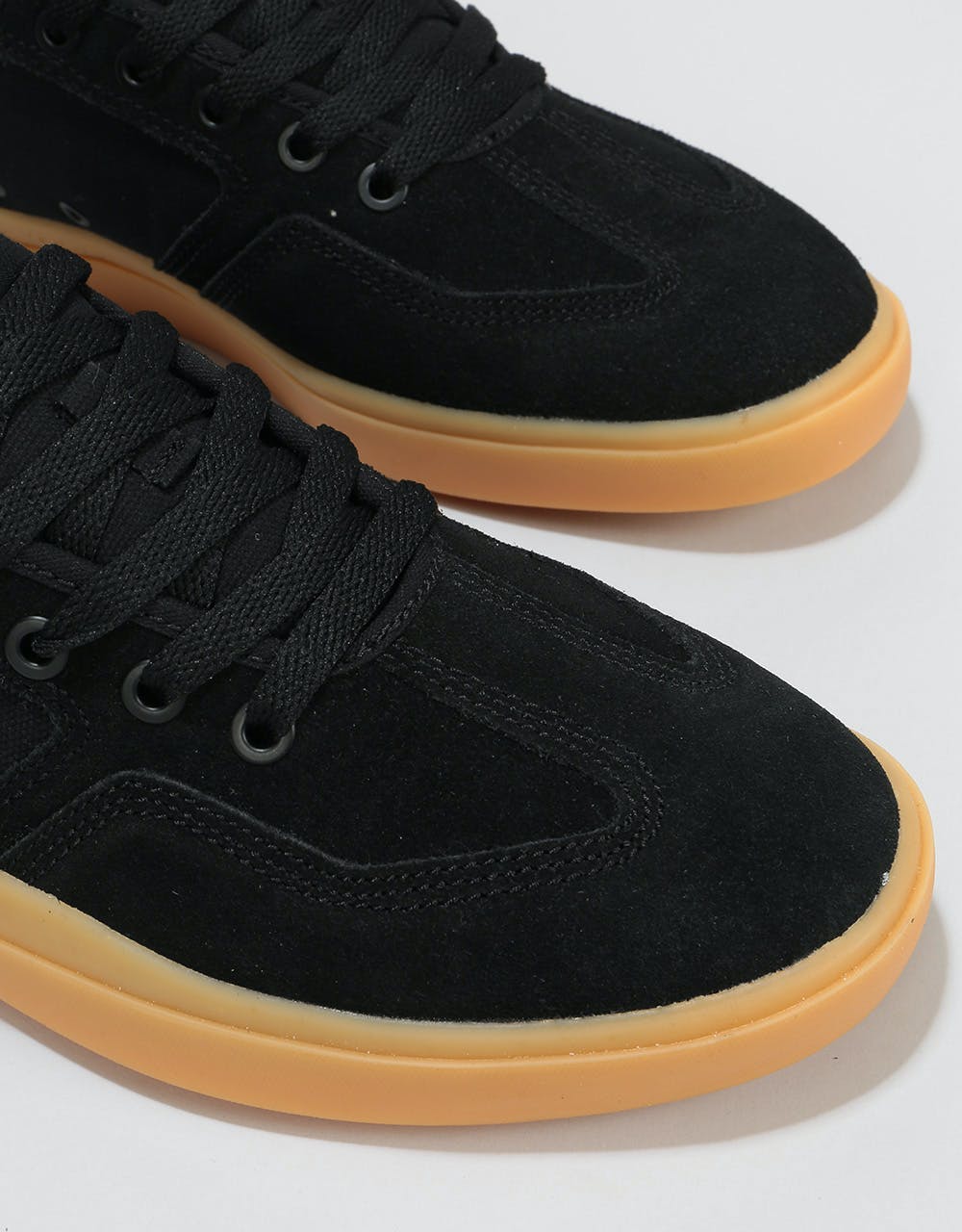 DC Vestrey Skate Shoes - Black/Gum