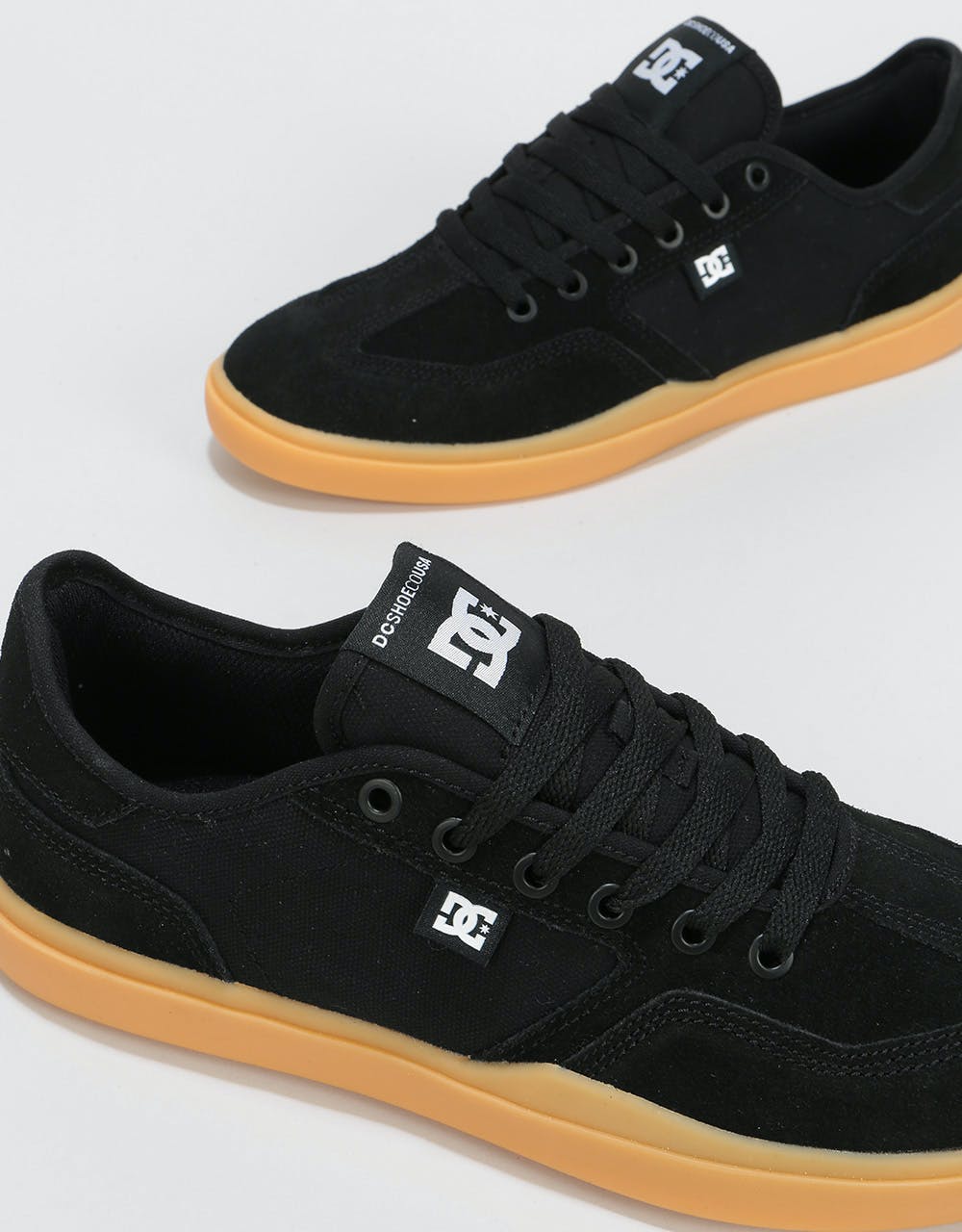 DC Vestrey Skate Shoes - Black/Gum