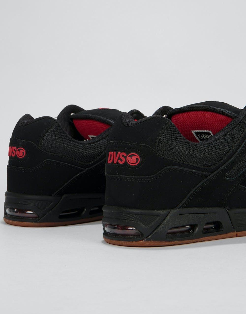 DVS Enduro Heir Skate Shoes - Black/Red/Gum Nubuck